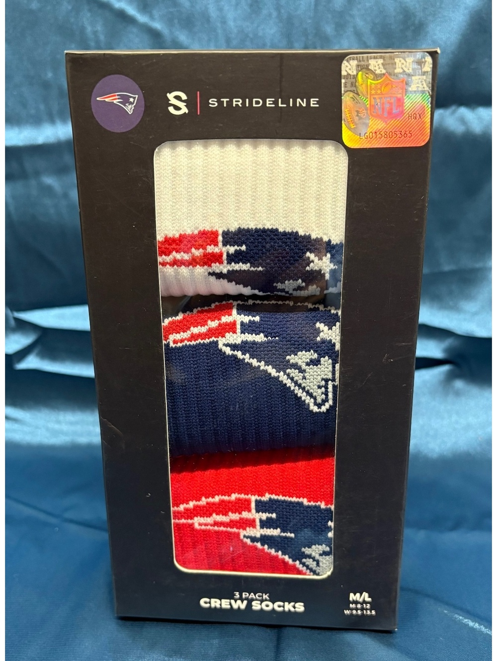 New England Patriots NFL 3 Pack Premium Knit Crew Socks by Strideline, Size M/L